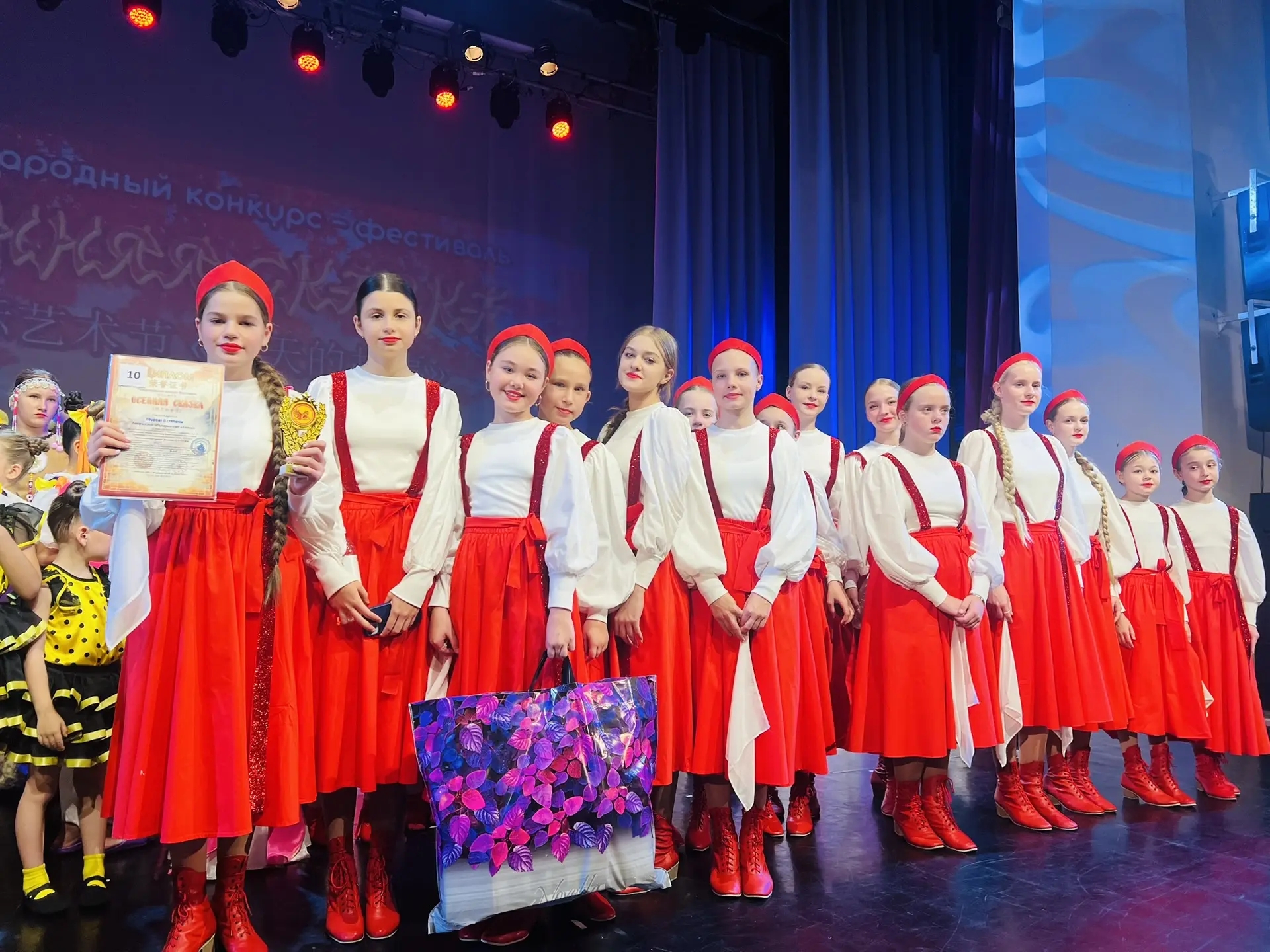 Детские конкурсы осенью откроют новый творческий сезон